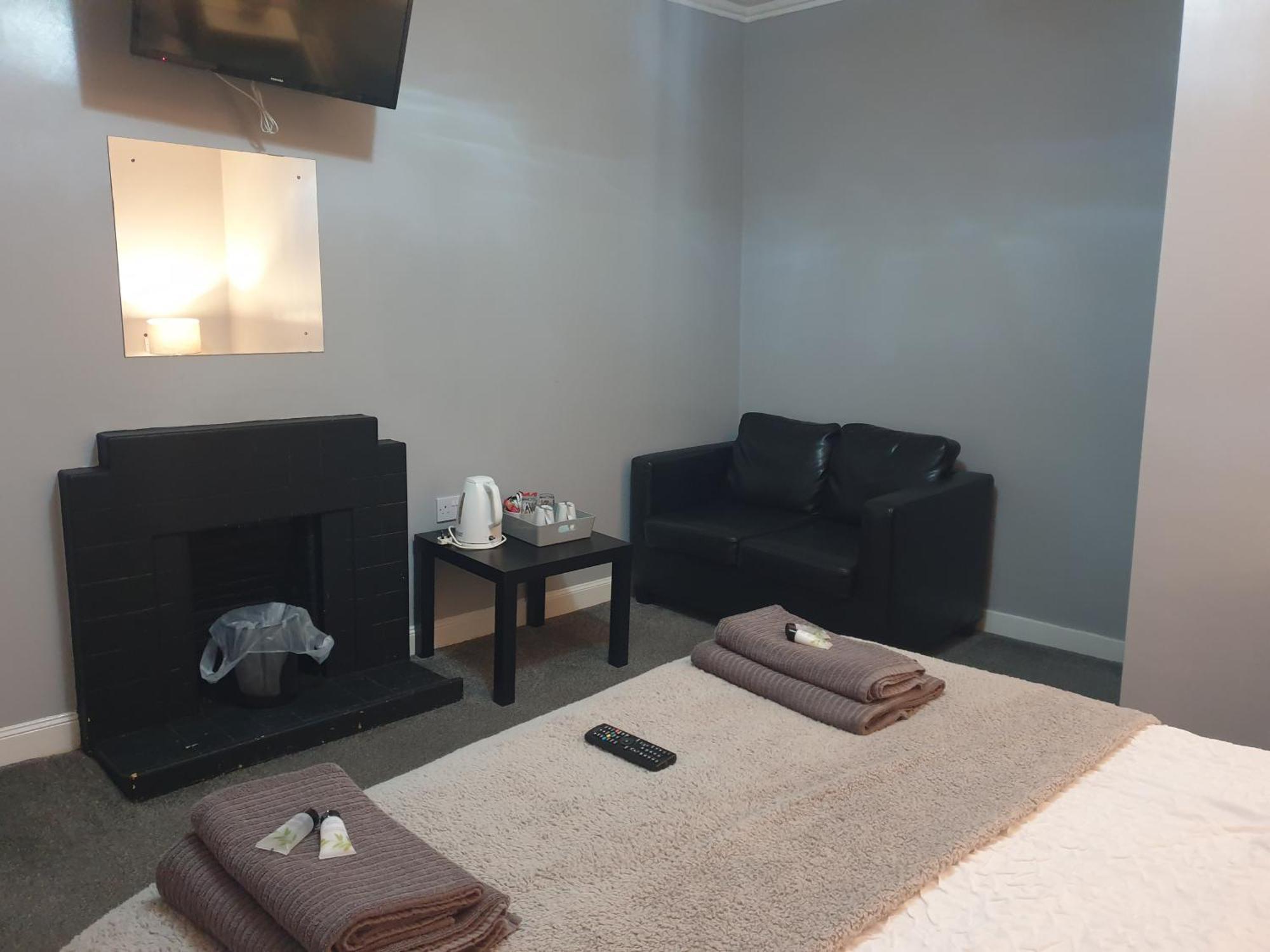 The Coastal Inn Outbuilding Cellardyke Room photo